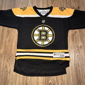 Reebok NHL Hockey Boston Bruins Black/yellow Youth Size S/M‎ Jersey
